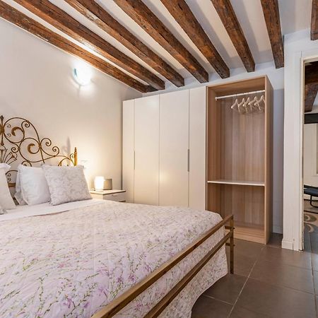 San Giacomo Pied-A-Terre House By Wonderful Italy Venice Ngoại thất bức ảnh