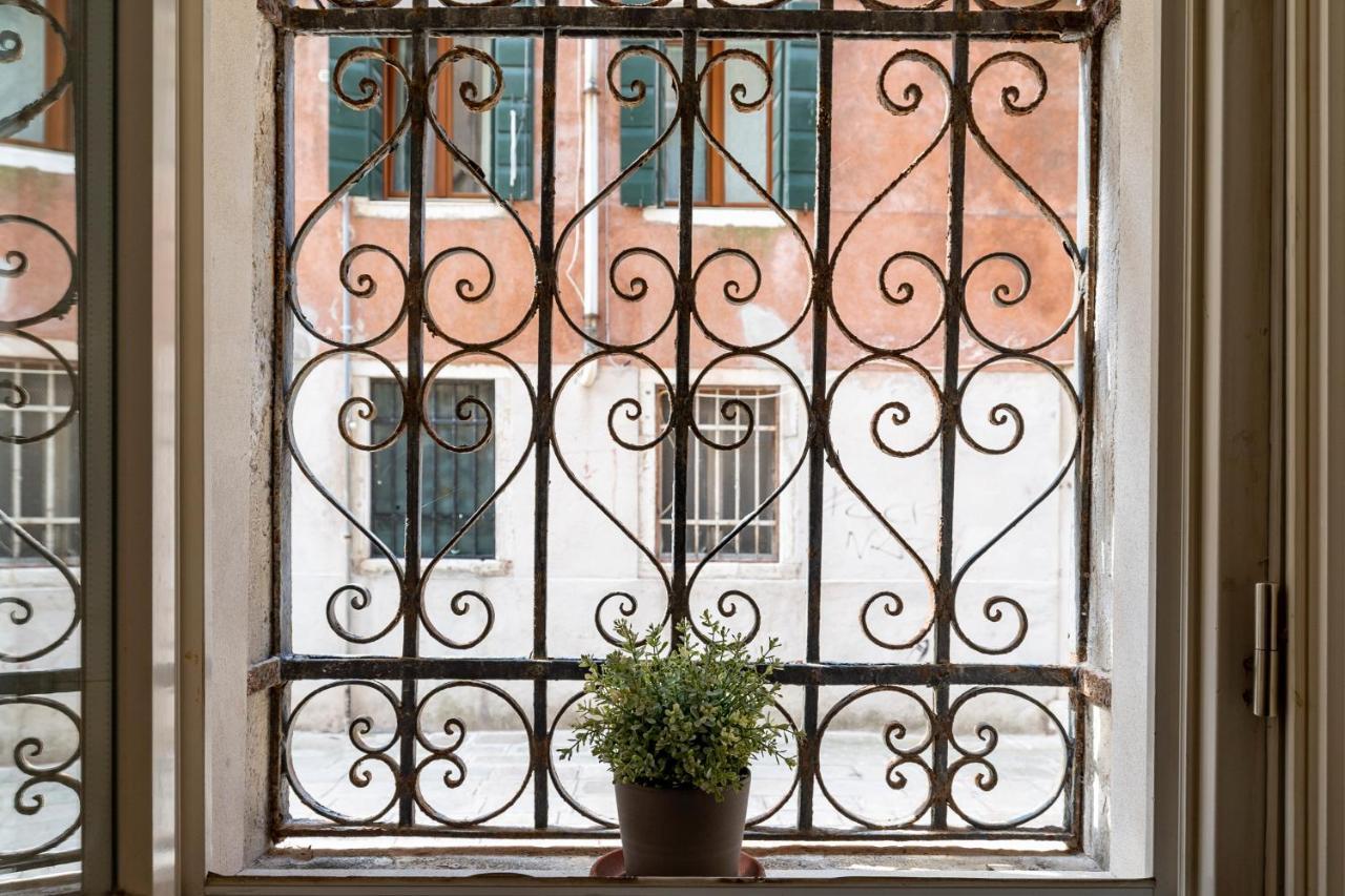 San Giacomo Pied-A-Terre House By Wonderful Italy Venice Ngoại thất bức ảnh