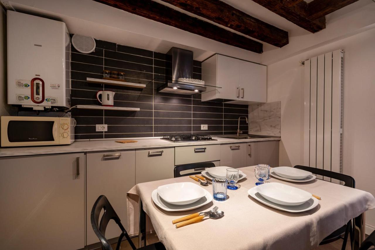 San Giacomo Pied-A-Terre House By Wonderful Italy Venice Ngoại thất bức ảnh
